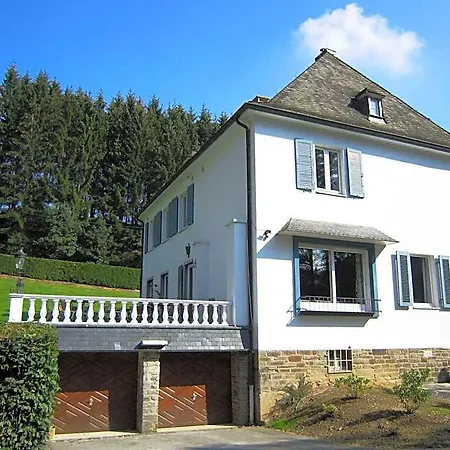 Luxurious Countryside With Garden Сasa de vacaciones Malmedy