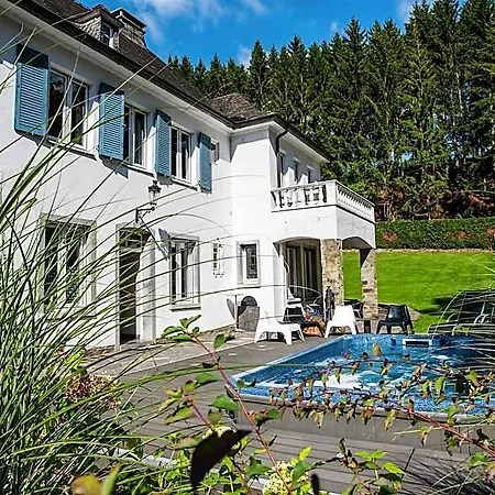 Сasa de vacaciones Luxurious Countryside With Garden Malmedy