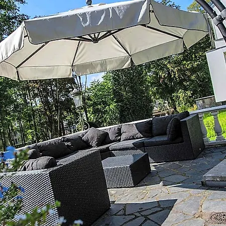 Сasa de vacaciones Luxurious Countryside With Garden Malmedy