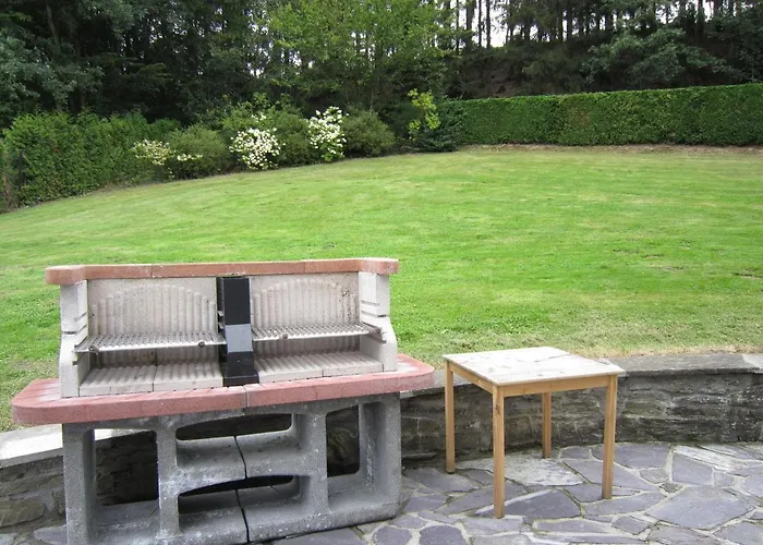 Luxurious Countryside With Garden *